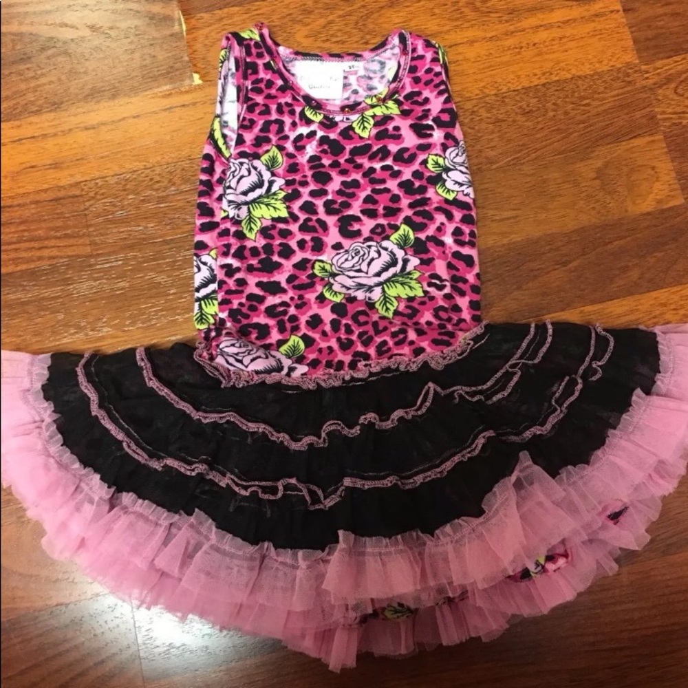 Ooh la la couture Boutique Dress size 2t